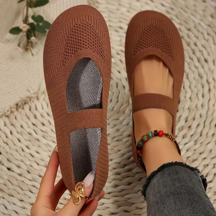 Leichte Damen Slip-On Schuhe, atmungsaktiv, weiche Innensohle, rutschfeste Sohle, ideal für Casual-Outfits.