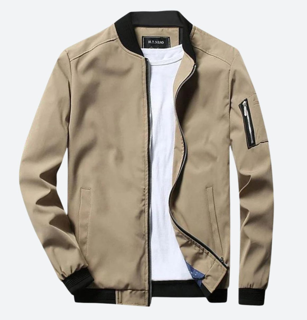 "Leichte Herren Sommerjacke, atmungsaktiv, stilvoll, ideale Übergangsjacke für Frühling und Sommer, vielseitig kombinierbar."