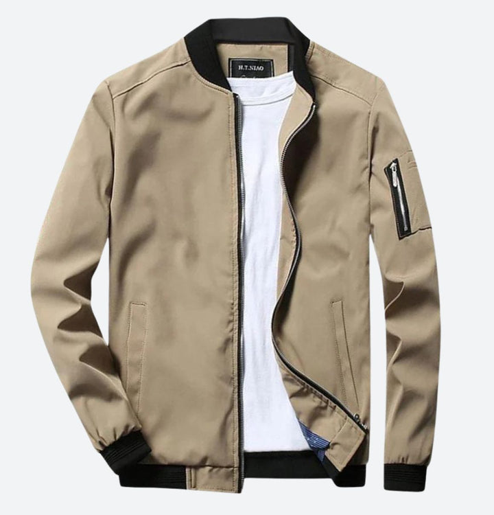 "Leichte Herren Sommerjacke, atmungsaktiv, stilvoll, ideale Übergangsjacke für Frühling und Sommer, vielseitig kombinierbar."