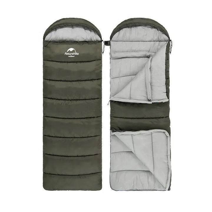 "Leichter Schlafsack für Camping, isoliert, atmungsaktiv, ideal für kühle Nächte, outdoor-geeignet, kompakt verstaubar."