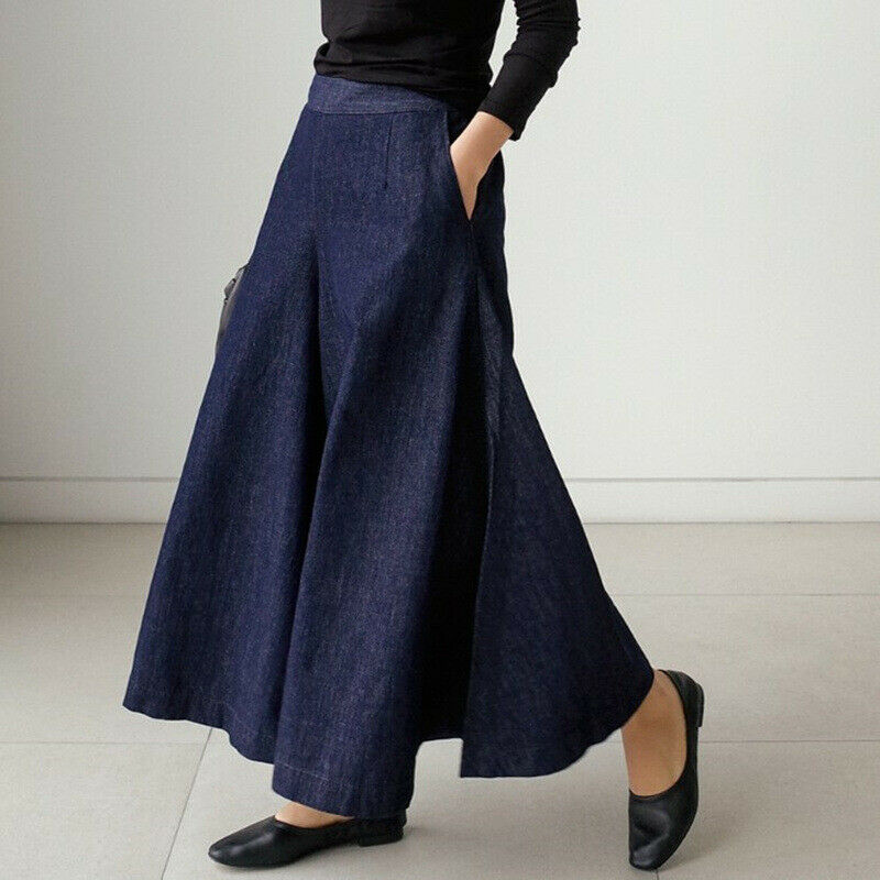 "Luftige Damen-Sommerhose mit weitem Bein, elegant, lässig, ideal für heiße Tage, kombinierbar mit Bluse oder Top."
