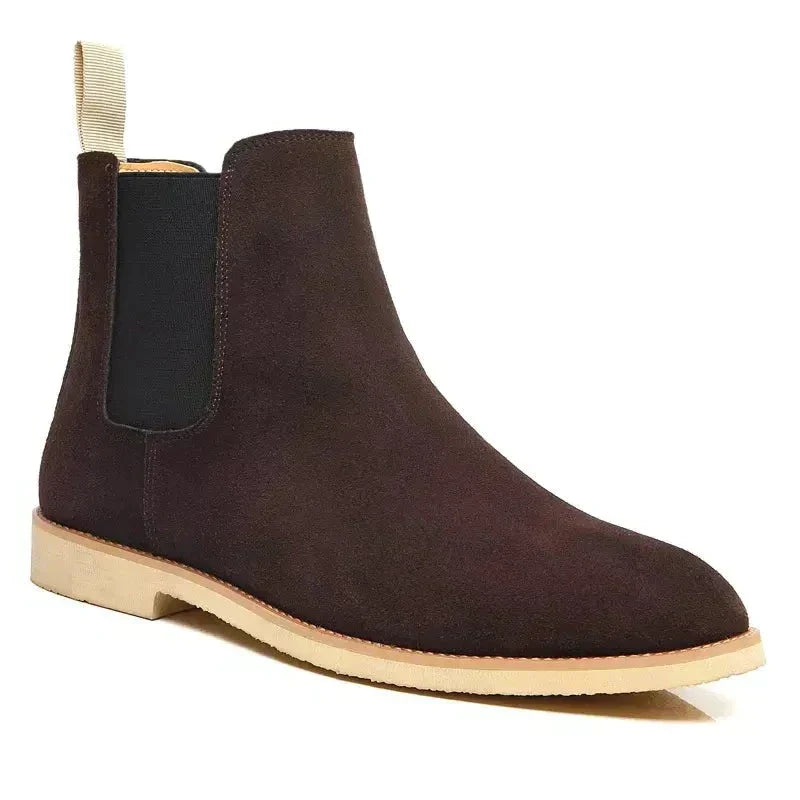 Luxuriöse Chelsea-Stiefel aus weichem Kalbswildleder mit elastischen Einsätzen, elegante Optik, ideal für Damenoutfits.