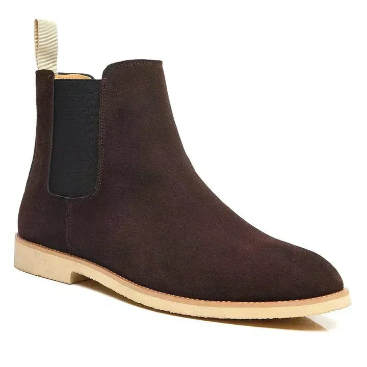 Luxuriöse Chelsea-Stiefel aus weichem Kalbswildleder mit elastischen Einsätzen, elegante Optik, ideal für Damenoutfits.