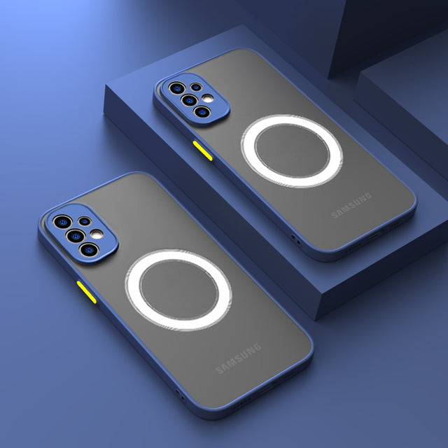 "Magnetisches, stoßfestes Samsung Galaxy Gehäuse in Armeegrün, schlankes Design, kabelloses Laden möglich."