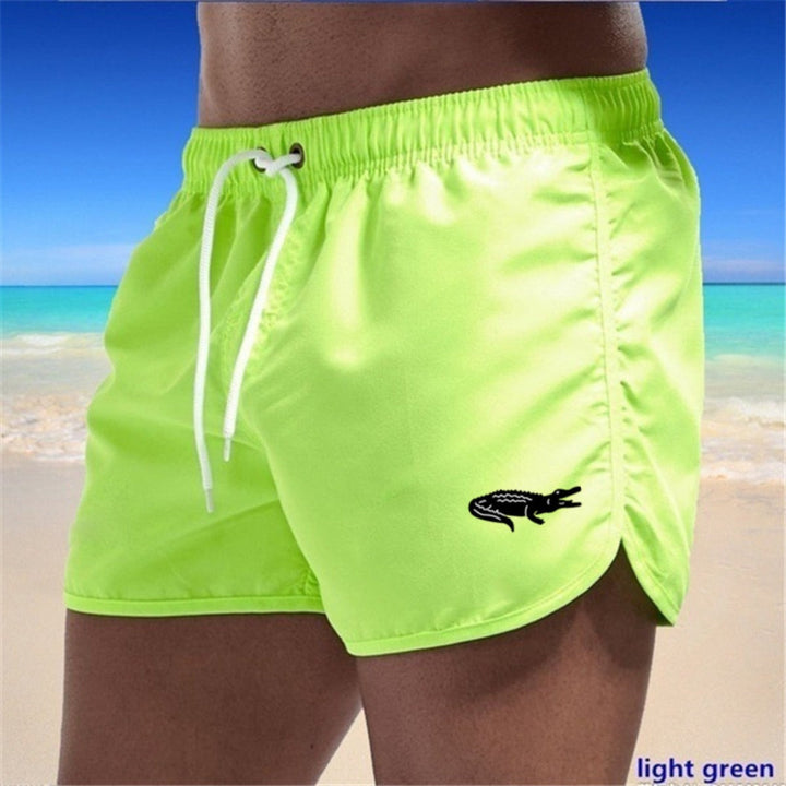 Mehrfarbige Damen-Sportshorts für Strandaktivitäten in leichten, elastischen Stoffen mit vielseitigem, auffälligem Design.