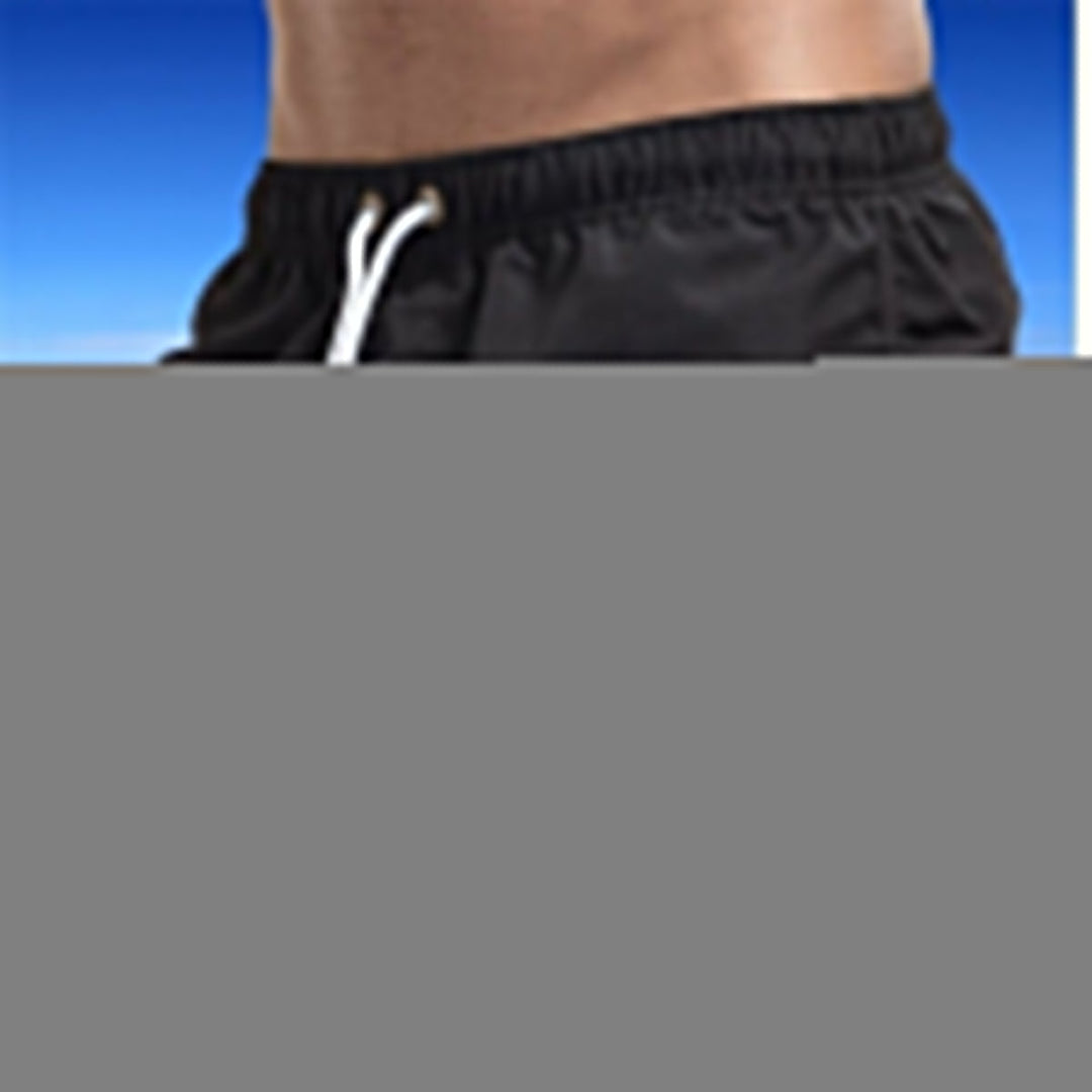 Mehrfarbige Damen-Sportshorts für Strandaktivitäten in leichten, elastischen Stoffen mit vielseitigem, auffälligem Design.