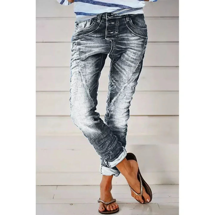 "Moderne Herren-Stretch-Hose in Beige, vielseitig kombinierbar, bietet ultimativen Komfort und Bewegungsfreiheit."