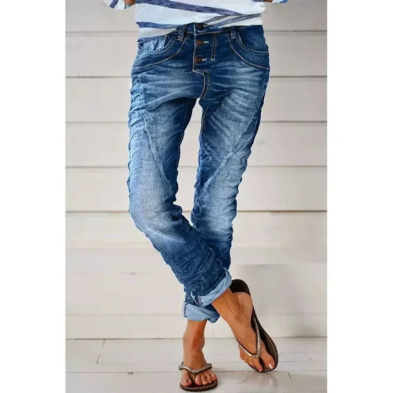 "Moderne Herren-Stretch-Hose in Beige, vielseitig kombinierbar, bietet ultimativen Komfort und Bewegungsfreiheit."