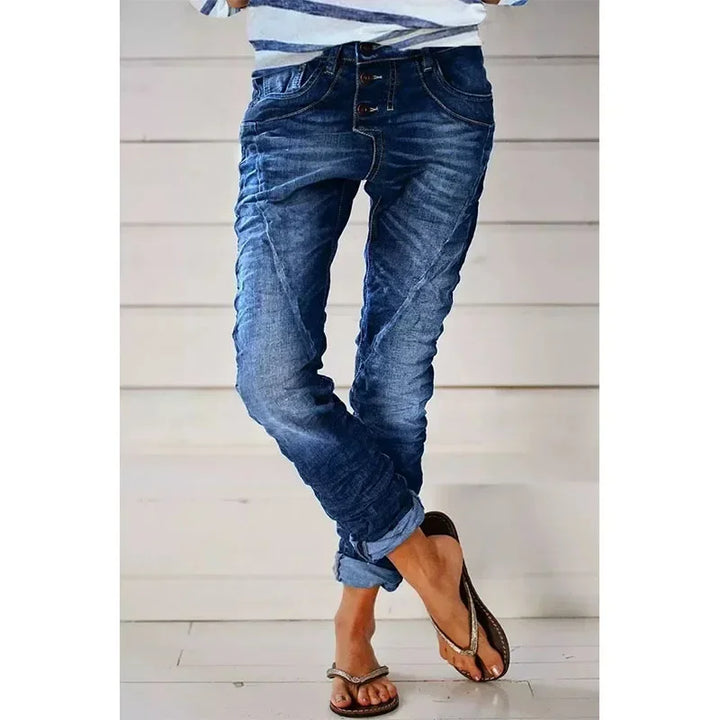 "Moderne Herren-Stretch-Hose in Beige, vielseitig kombinierbar, bietet ultimativen Komfort und Bewegungsfreiheit."