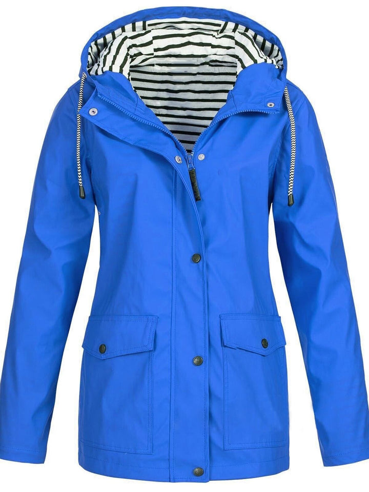 Moderner Damenmantel, wasser- und winddicht, mit Kapuze, mittlere Länge, perfekt für jede Wetterlage und stilvolles Outfit.