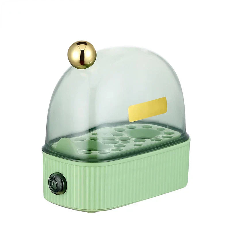 "Moderner elektrischer Eierkocher, 120W, tragbar, kompaktes Design in Grün und Weiß, ideal für Frühstück, einfache Bedienung"