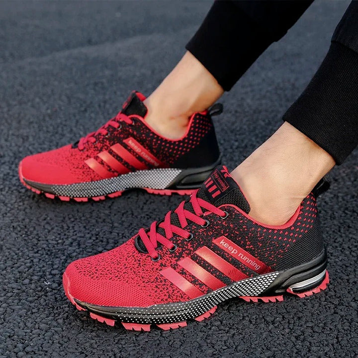 Moderner Herren Laufschuh in verschiedenen Farben, leicht, atmungsaktiv mit stoßdämpfender Sohle und robuster Traktion.