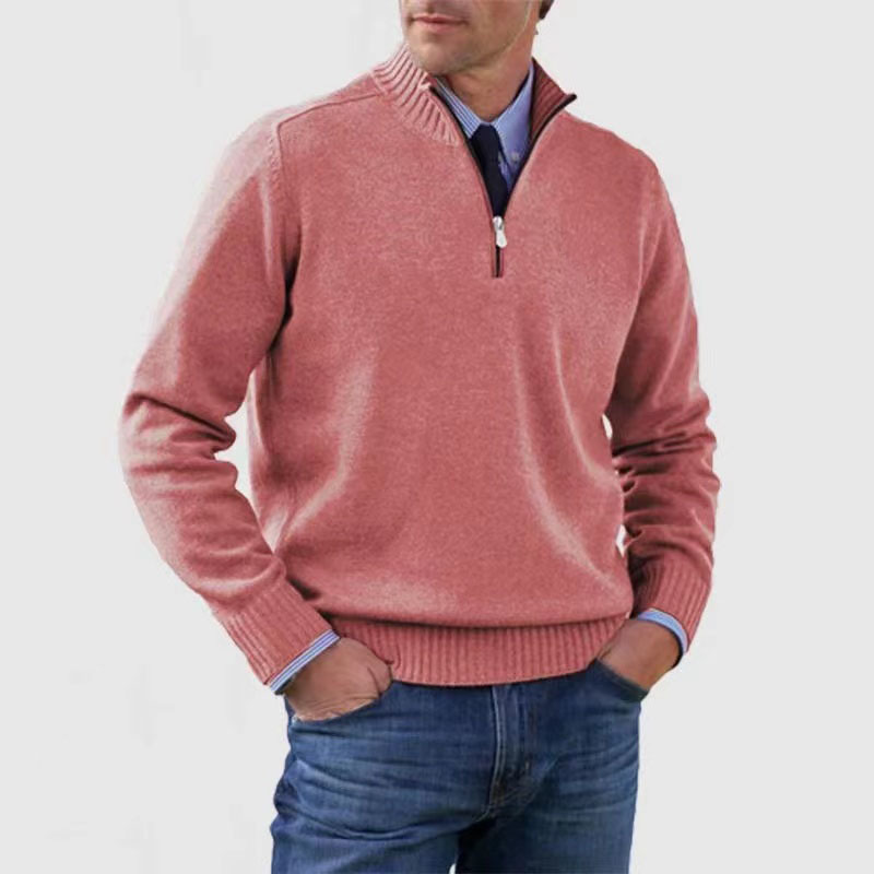 "Moderner Herrenpullover mit halbem Reißverschluss, weiches Material, ideal für kühle Tage und vielseitig kombinierbar."