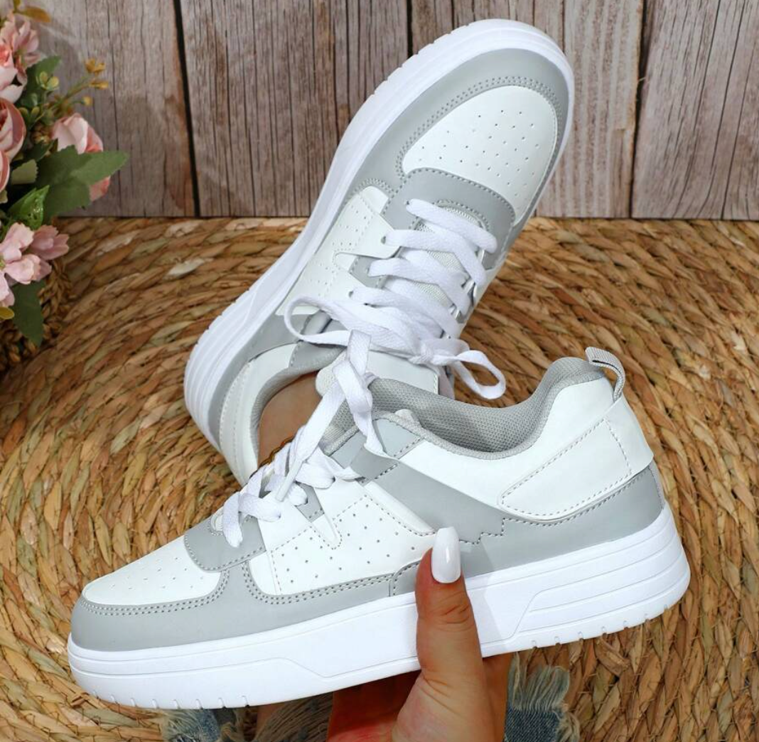 Modische Damen Sneaker in Leopardenmuster, vielseitige Farben, hoher Komfort, ideal für jedes Outfit, Eyecatcher-Schuhwerk.