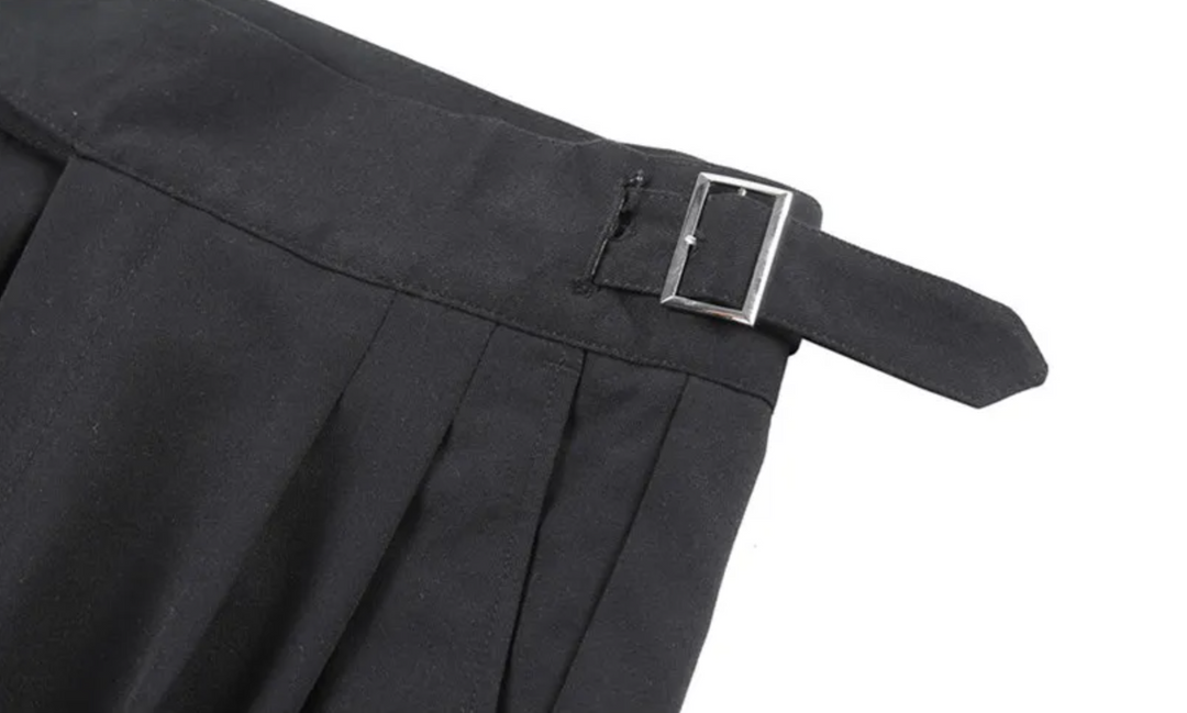 "Modische Herren-Gurkha-Hose mit hoher Taille, 7/8-Schnitt; flexibel, elegant, britisches Flair, knitterfreies Gewebe"