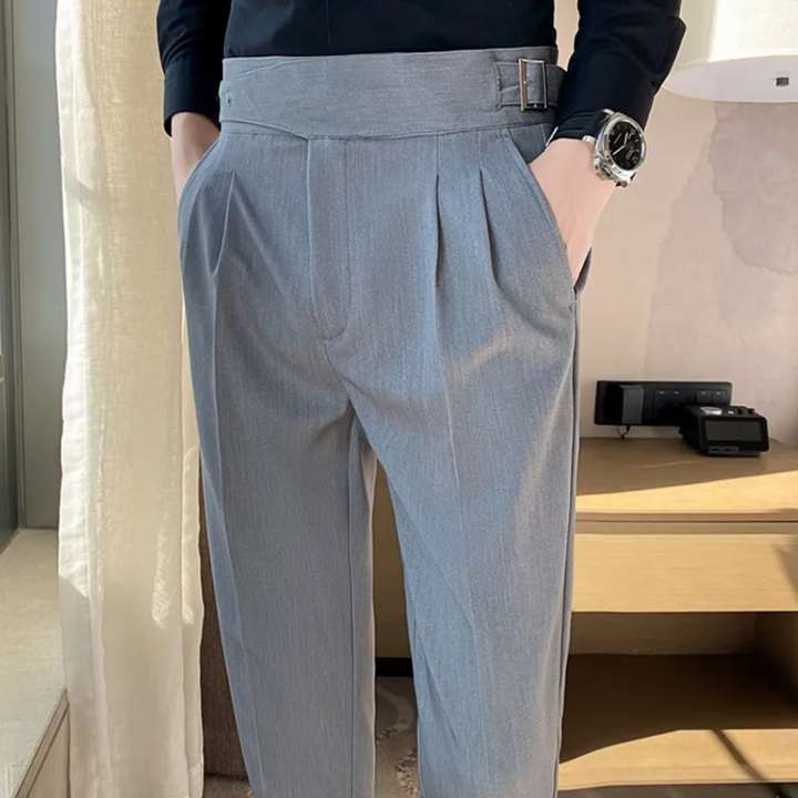 "Modische Herren-Gurkha-Hose mit hoher Taille, 7/8-Schnitt; flexibel, elegant, britisches Flair, knitterfreies Gewebe"
