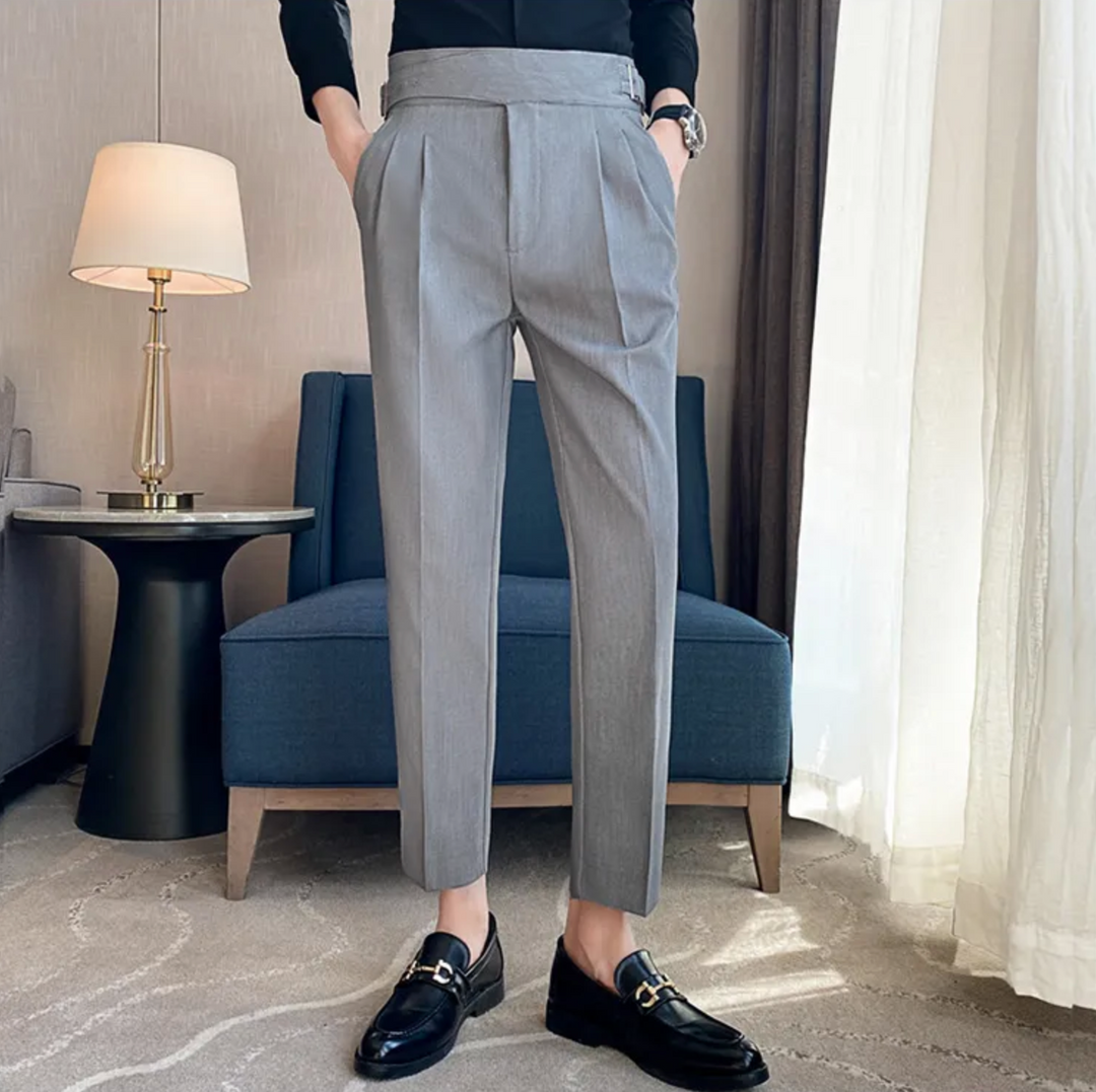 "Modische Herren-Gurkha-Hose mit hoher Taille, 7/8-Schnitt; flexibel, elegant, britisches Flair, knitterfreies Gewebe"