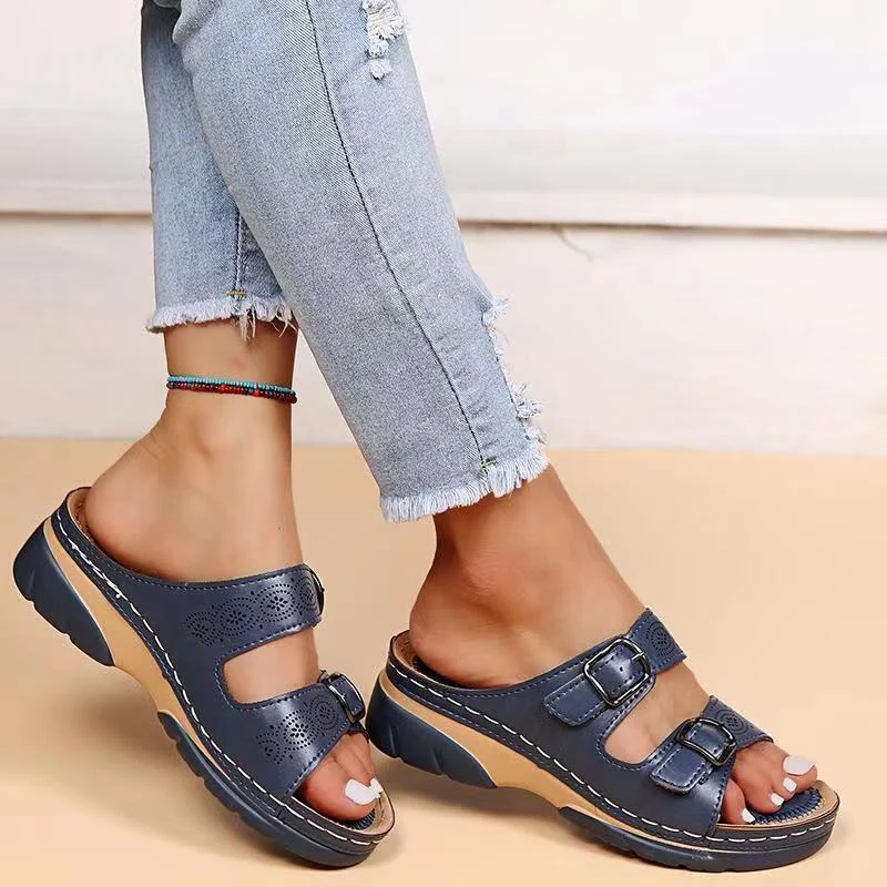 "Modische orthopädische Sandalen für Damen, braun, atmungsaktives Material, leichte EVA-Sohle, ergonomisches Design."