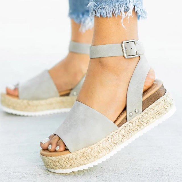 Offene Damen-Wandersandalen mit atmungsaktivem Design, Plateau-Keilabsatz und verstellbaren Riemen für Komfort und Stil.