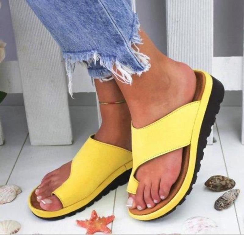 "Orthopädische Damen Sandalen in Gelb, bequem mit Hallux Valgus Funktion, stilvoll und modisch für optimalen Komfort."