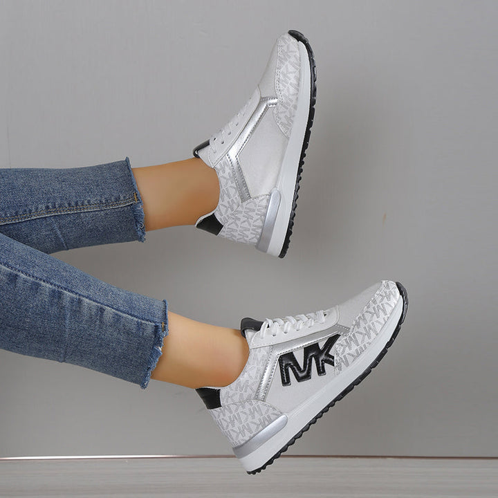 "Orthopädische Damen Sneaker, stilvoll, komfortabel, vielseitige Farben, sportliches Design, griffige Sohle, detailreich."