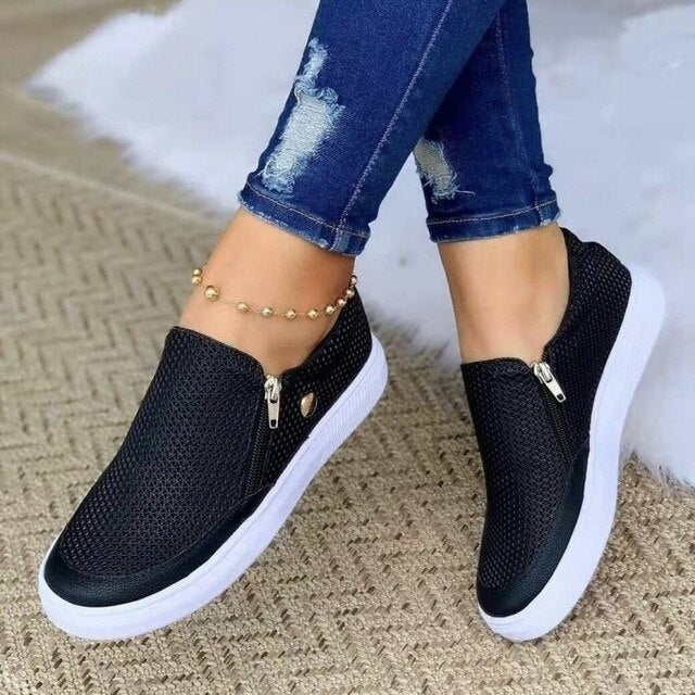 Orthopädische Damenschuhe in modernem Design, atmungsaktiv, flach, ideal für Komfort und Stil im Alltag.