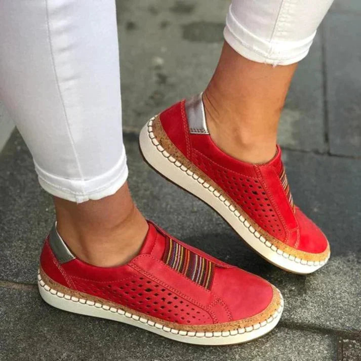 Orthopädische Damenslipper in klassischer Farbe, elegantes Design mit rutschfester Sohle für ultimativen Komfort.