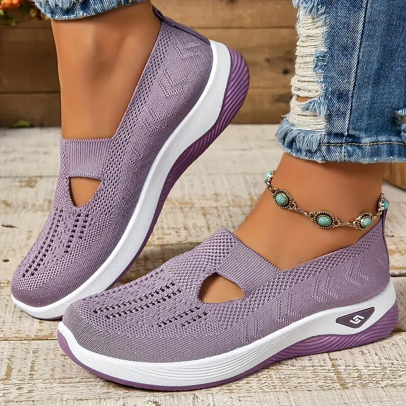Orthopädische Komfort-Schuhe für Damen, stilvolles Design, weiche Polsterung, optimale Unterstützung, eleganter Look.