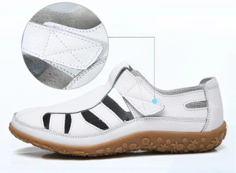 Orthopädische Sandalen mit ergonomischem Fußbett in verschiedenen Farboptionen für Damen, komfortabel und stilvoll.