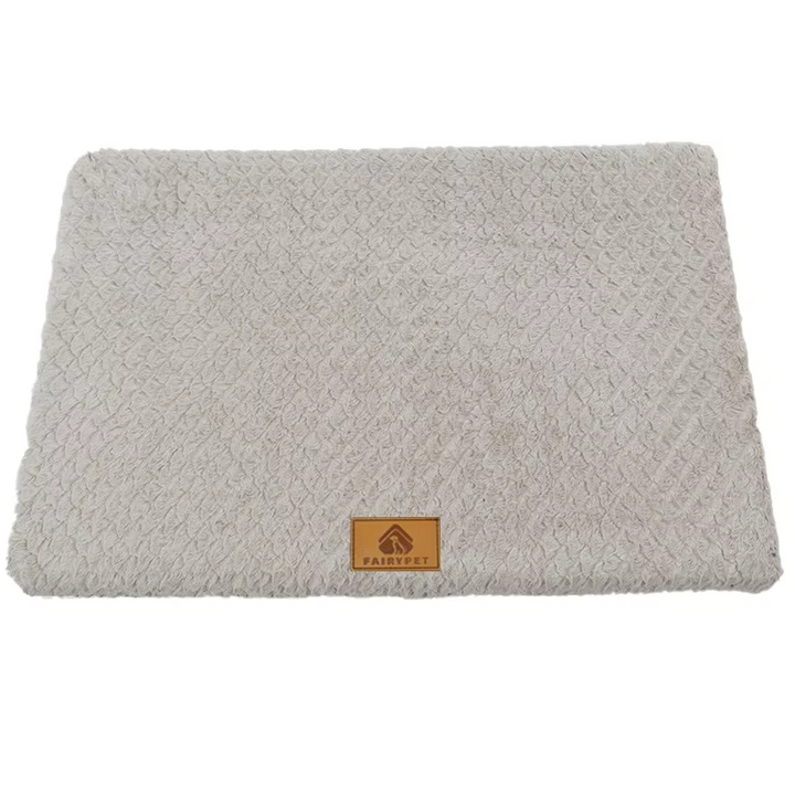 Orthopädisches Hundebett, flauschige Matte, kuscheliger Plüsch, lindert Gelenkschmerzen, perfekt für ältere Haustiere.