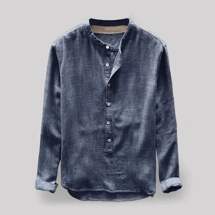 Oxford Herrenbluse in Weiß, klassisch geschnitten, perfekt für Business und Freizeit, aus strapazierfähigem Oxford-Gewebe.