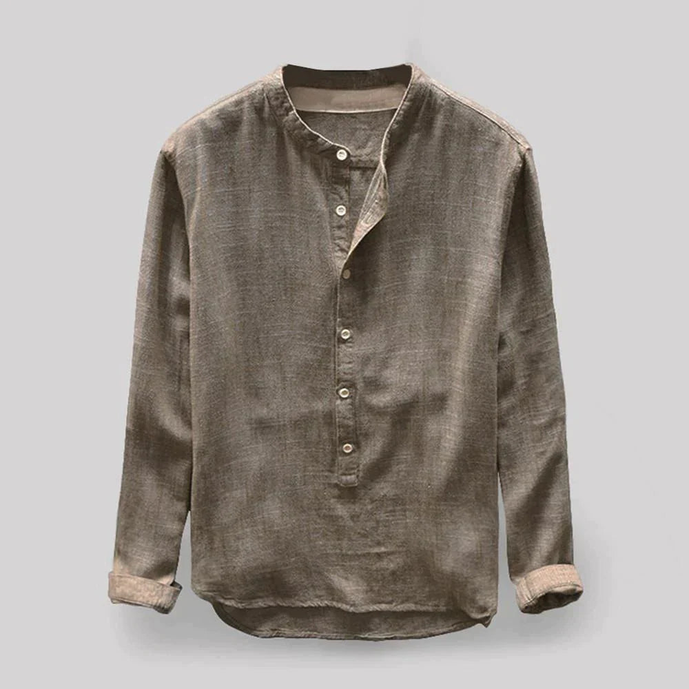 Oxford Herrenbluse in Weiß, klassisch geschnitten, perfekt für Business und Freizeit, aus strapazierfähigem Oxford-Gewebe.