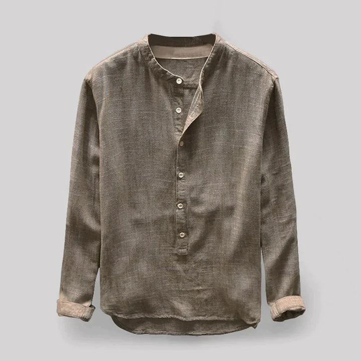 Oxford Herrenbluse in Weiß, klassisch geschnitten, perfekt für Business und Freizeit, aus strapazierfähigem Oxford-Gewebe.