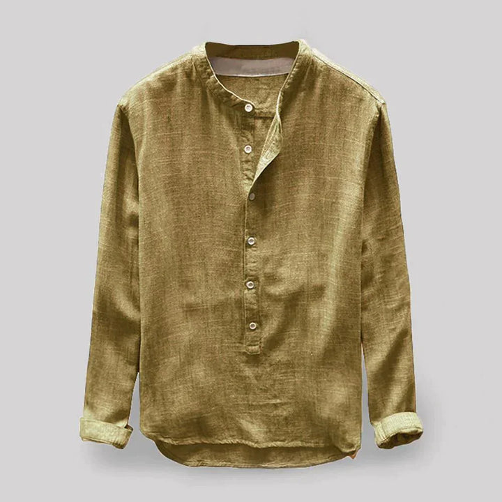 Oxford Herrenbluse in Weiß, klassisch geschnitten, perfekt für Business und Freizeit, aus strapazierfähigem Oxford-Gewebe.