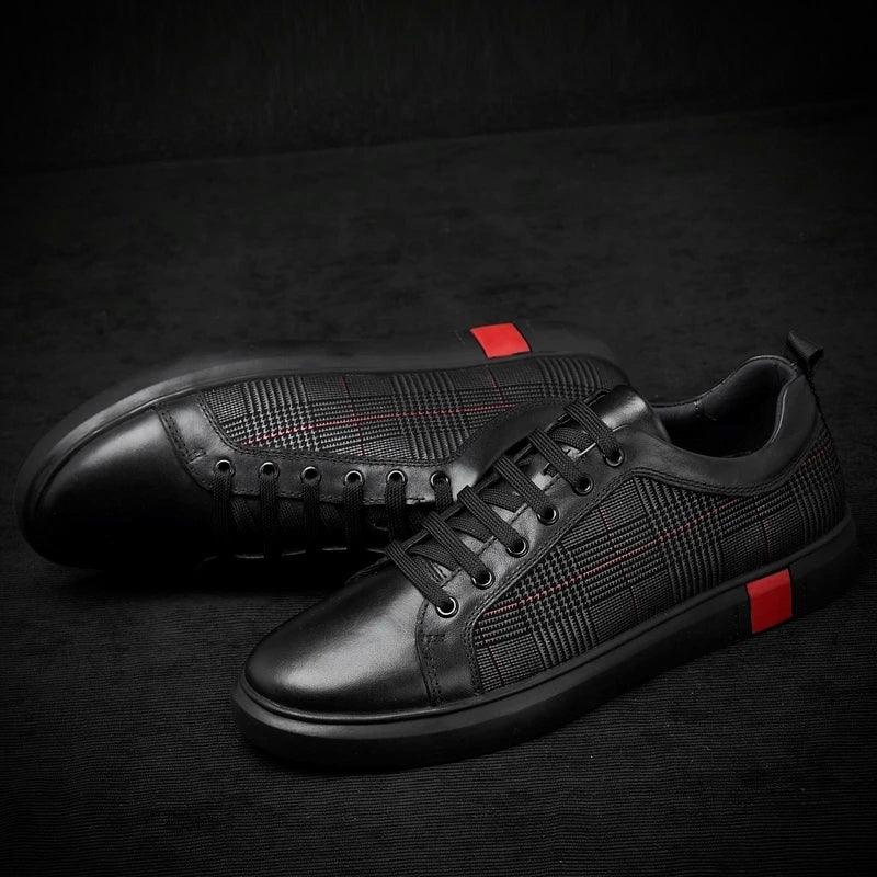 Premium Herren Leder Sneakers, braunes Echtleder, zeitloses Design, atmungsaktive Innensohle, rutschfeste Gummisohle.