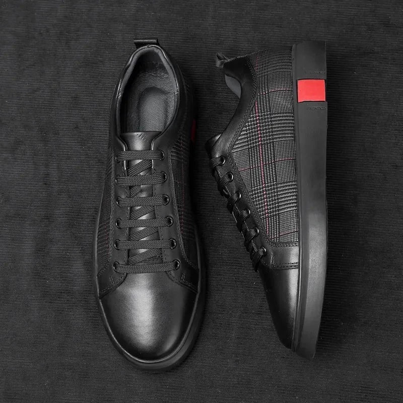 Premium Herren Leder Sneakers, braunes Echtleder, zeitloses Design, atmungsaktive Innensohle, rutschfeste Gummisohle.