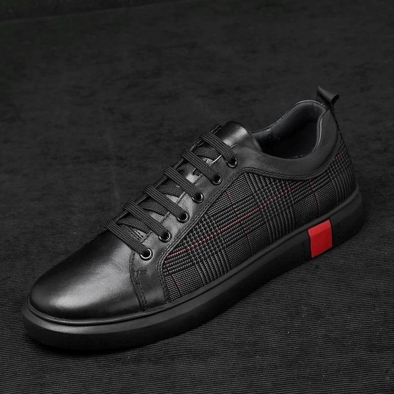 Premium Herren Leder Sneakers, braunes Echtleder, zeitloses Design, atmungsaktive Innensohle, rutschfeste Gummisohle.