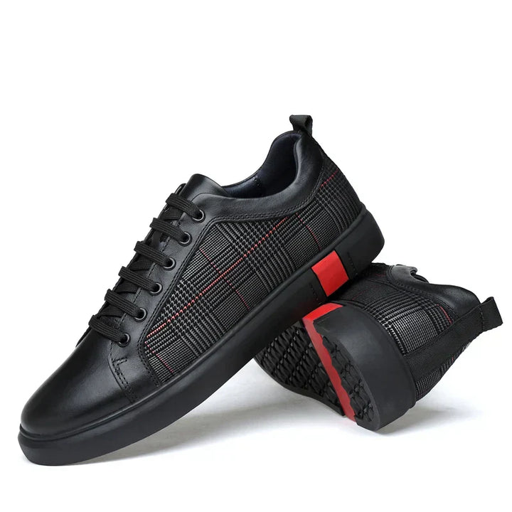 Premium Herren Leder Sneakers, braunes Echtleder, zeitloses Design, atmungsaktive Innensohle, rutschfeste Gummisohle.