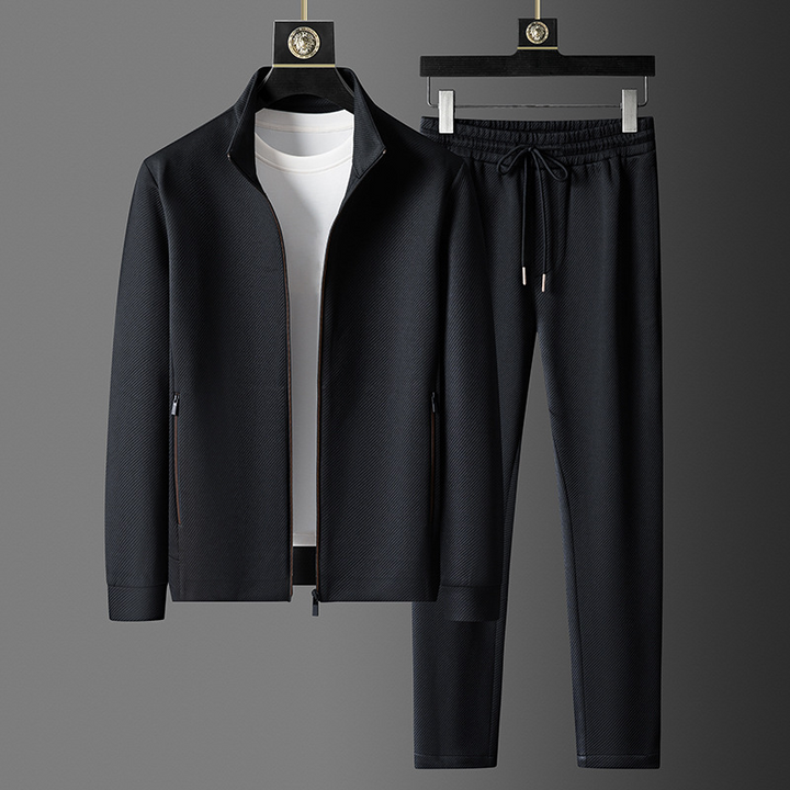 "Premium-Trainingsanzug für Männer, sportlich-elegant, aus flexibler Lycra, robust, schwarz mit detaillierten Nähten"