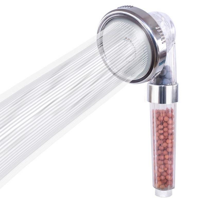 Premiun Duschkopf mit Ionenfilter, Wassersparend, elegantes Design, verbesserte Hautpflege und hohem Wasserdruck.