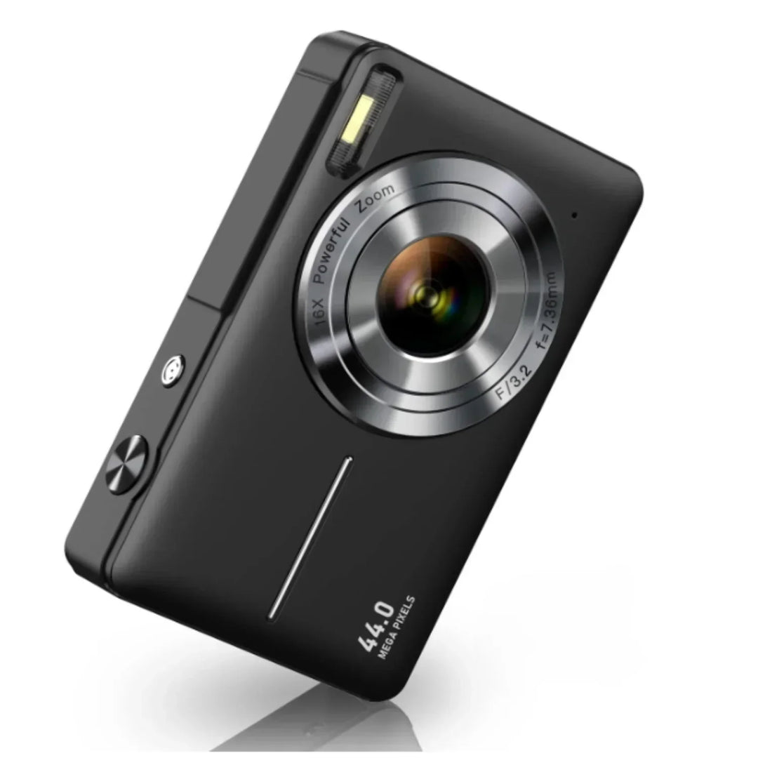 Retro Digitalkamera mit modernen Funktionen, kompakt und leicht, bietet 1080p Videoqualität und hochauflösende Fotos.