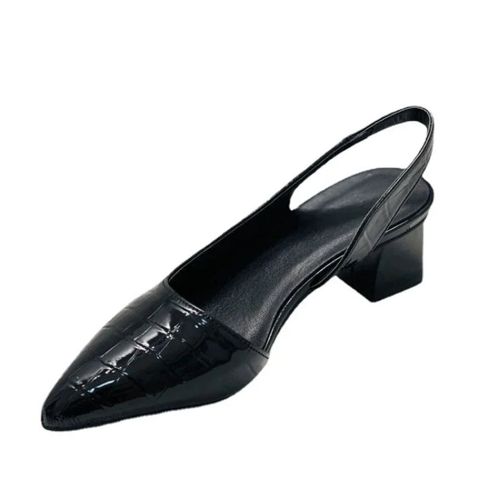 Rote spitze Slingback Pumps mit mittlerem Absatz, rutschfest. Elegante Damenschuhe perfekt für Arbeit und Freizeit.