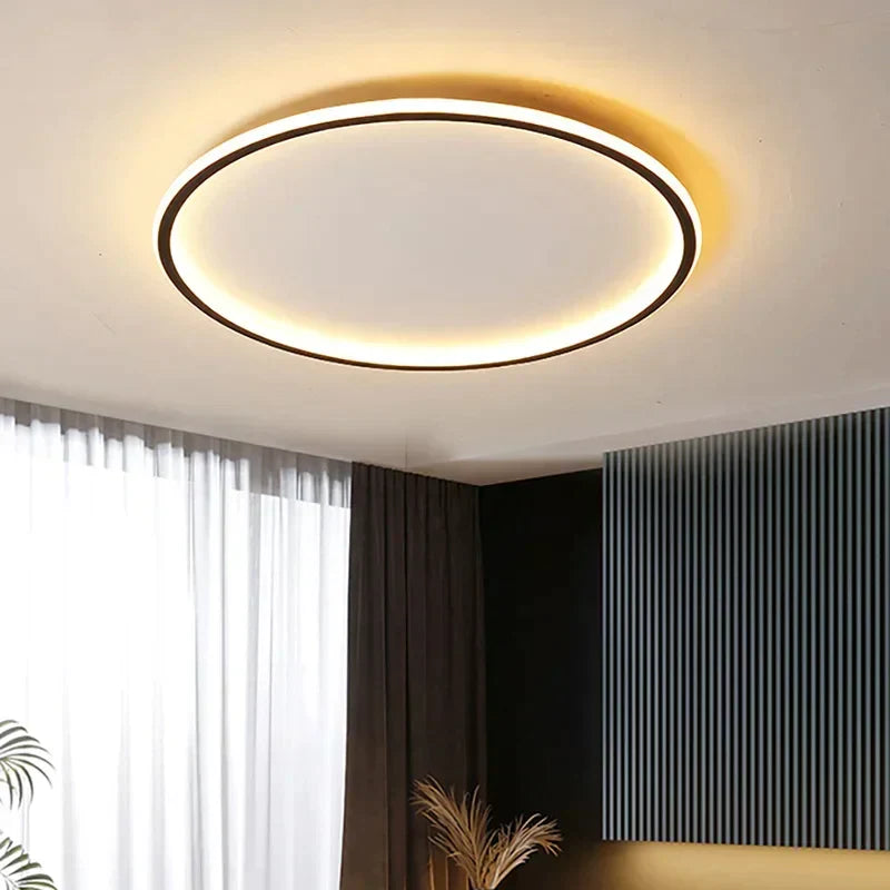 Runde skandinavische LED-Deckenleuchte, minimalistisches Design, warmes Licht, ideal für Wohnzimmer oder Schlafzimmer.
