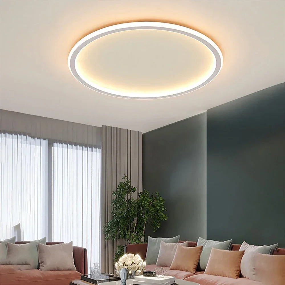 Runde skandinavische LED-Deckenleuchte, minimalistisches Design, warmes Licht, ideal für Wohnzimmer oder Schlafzimmer.
