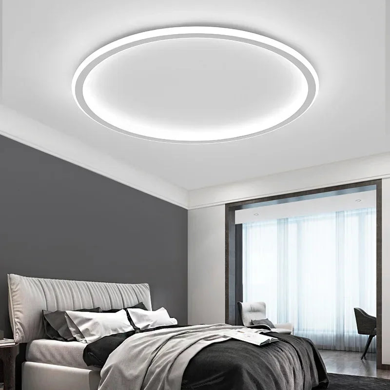 Runde skandinavische LED-Deckenleuchte, minimalistisches Design, warmes Licht, ideal für Wohnzimmer oder Schlafzimmer.