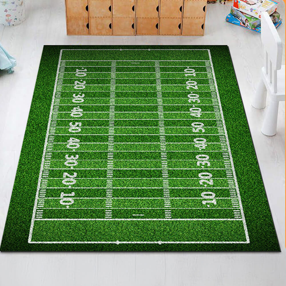 Rutschfester Sportteppich im Fußball-Design mit realistischen Feldmarkierungen, ideal für Spielzimmer, kratzfest & langlebig.