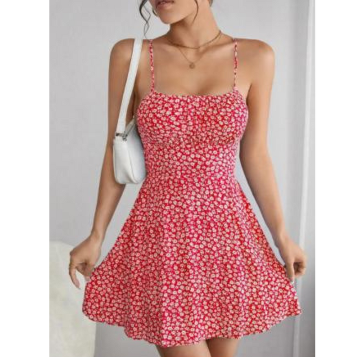 "Schlankes Damen Cami-Kleid mit Blumenmuster, tailliertes Design, florale Details, eleganter Sommerlook"