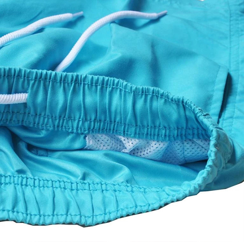"Schnelltrocknende Herren Badehose, einfarbig, komfortabler Bund mit Kordelzug, ideal für Strand und Schwimmbad."