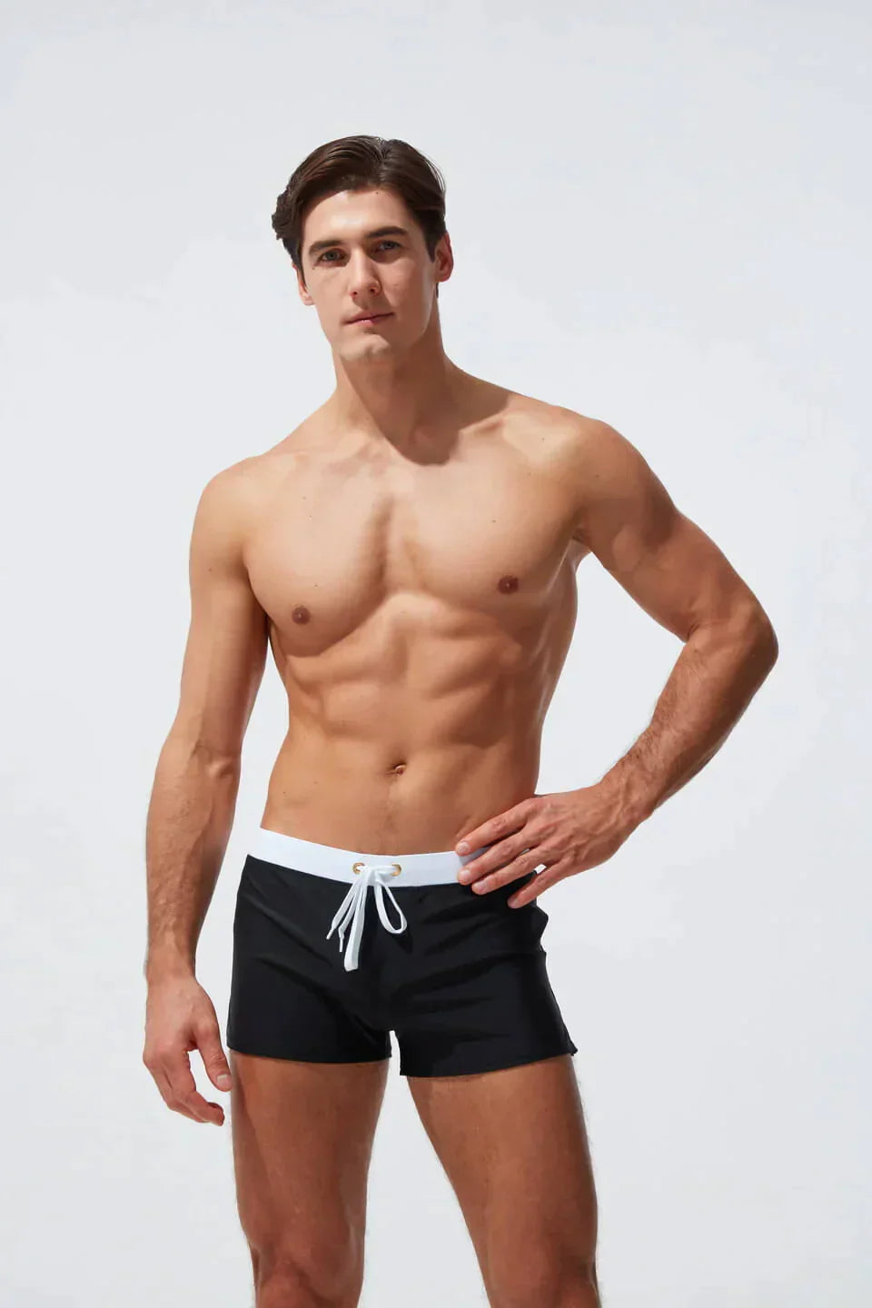 "Schnelltrocknende Herren Badeshorts mit Kordelzug, wasserdicht, blau, ideal für Strand- und Wasseraktivitäten."