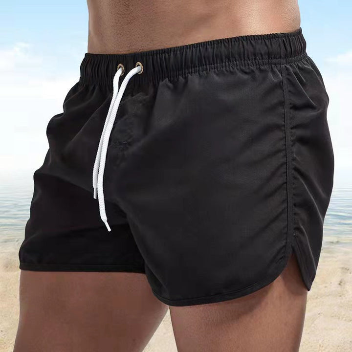"Schnelltrocknende Herren Badeshorts mit verstellbarem Bund, stilvollem Design und praktischer Tasche, ideal für den Strand."